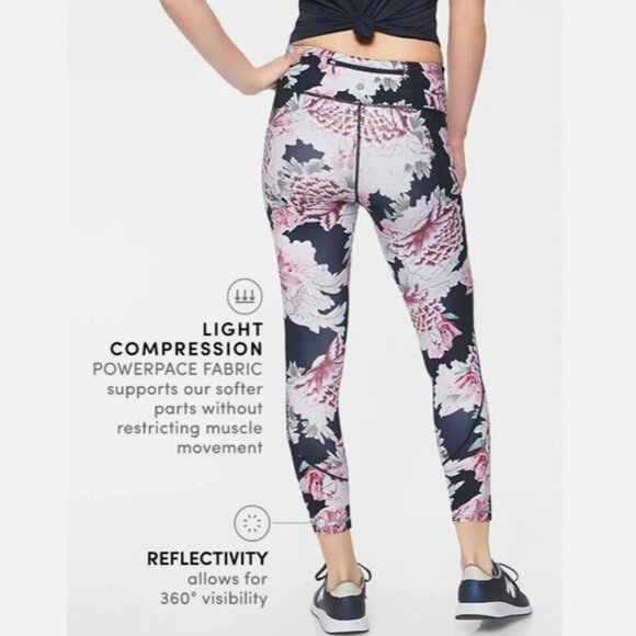 Athleta bundle of 2 leggings - size 1X - floral and tropical print 7/8 length - Picture 3 of 16